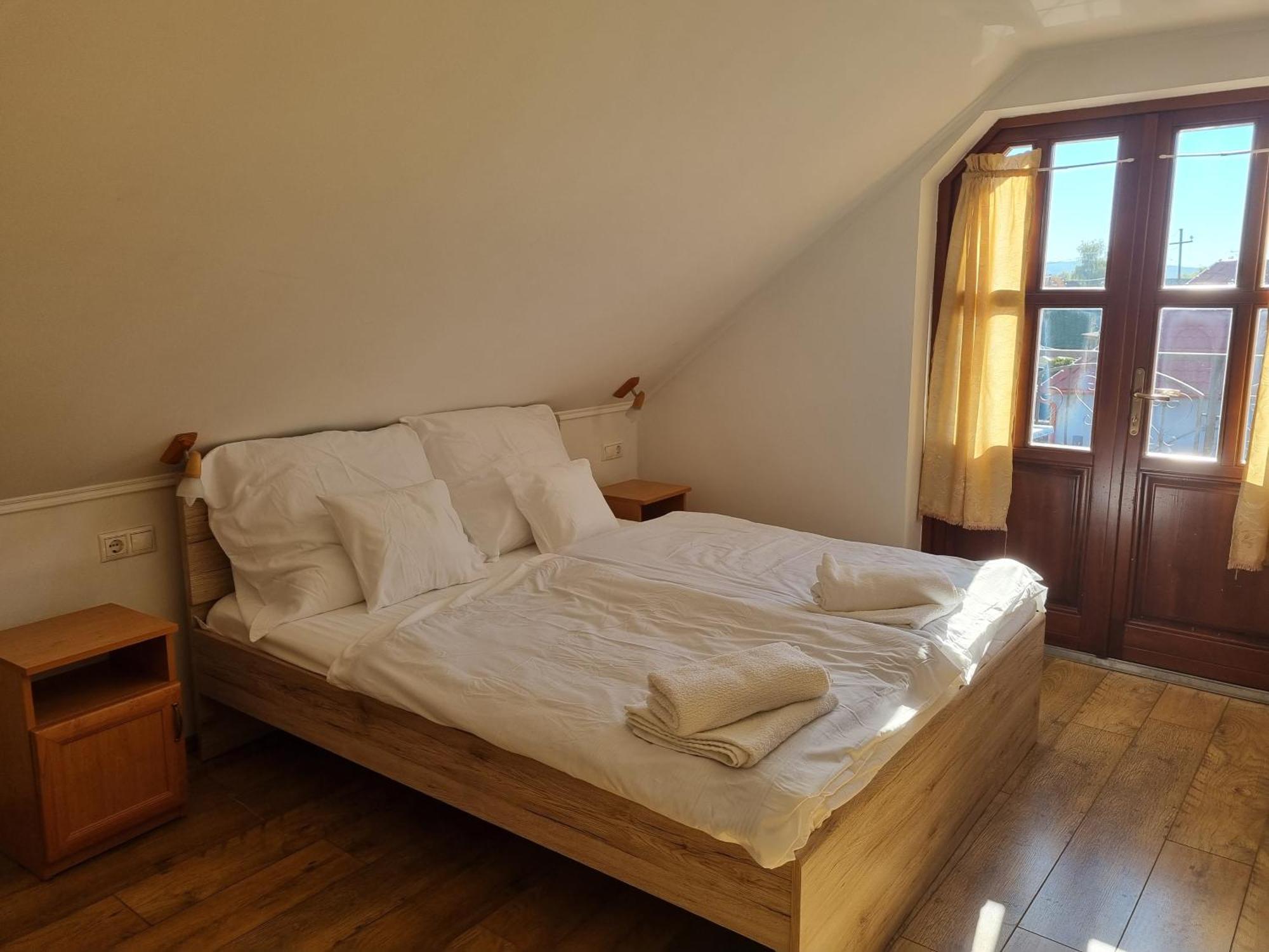 Kemences Fogado Bed and Breakfast Tardos Eksteriør billede