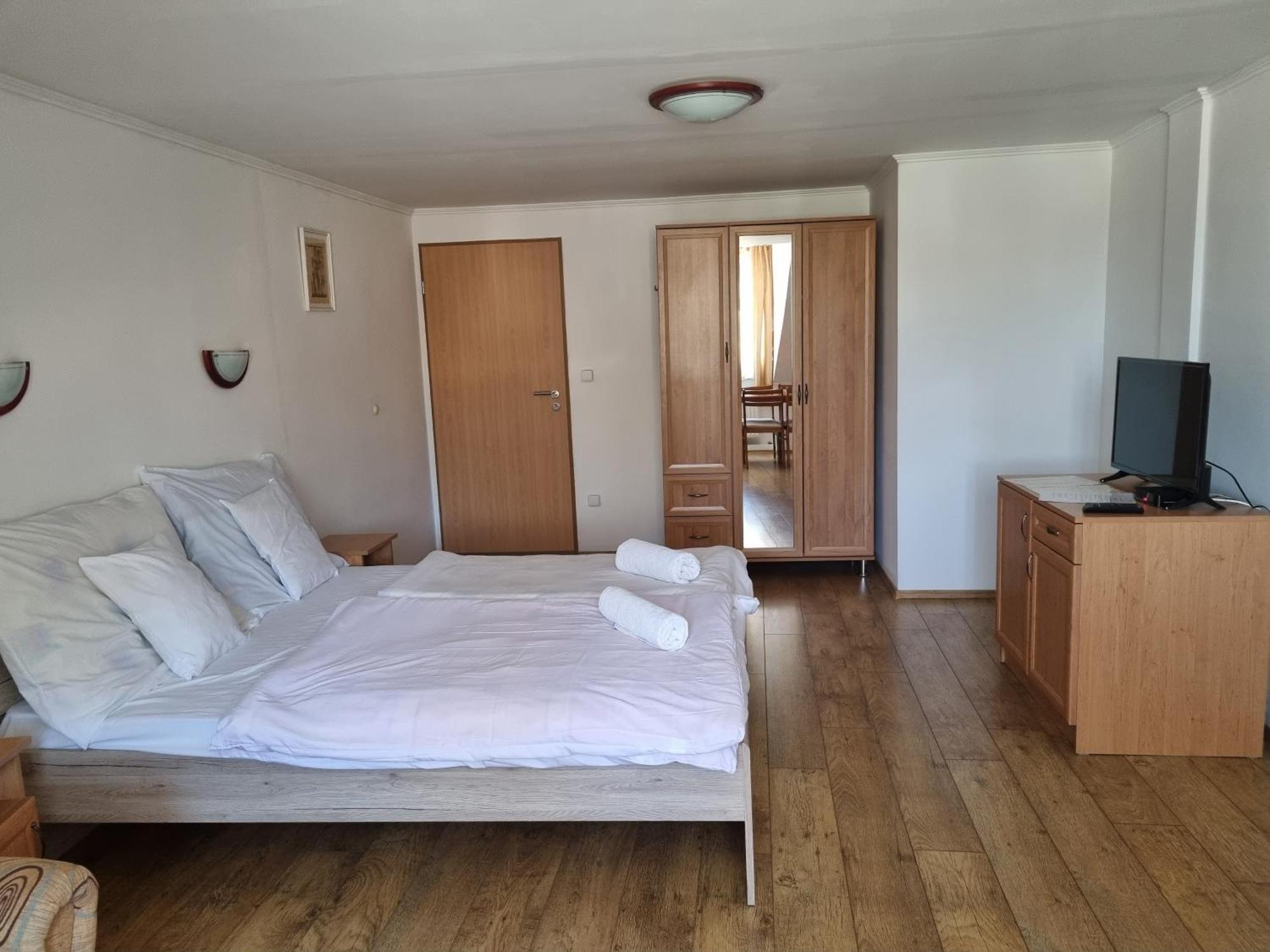 Kemences Fogado Bed and Breakfast Tardos Eksteriør billede